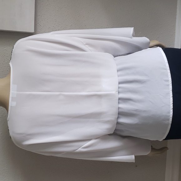 NEW YORK & CONPANY White Half Sleeve Blouse Size S - Picture 3 of 5